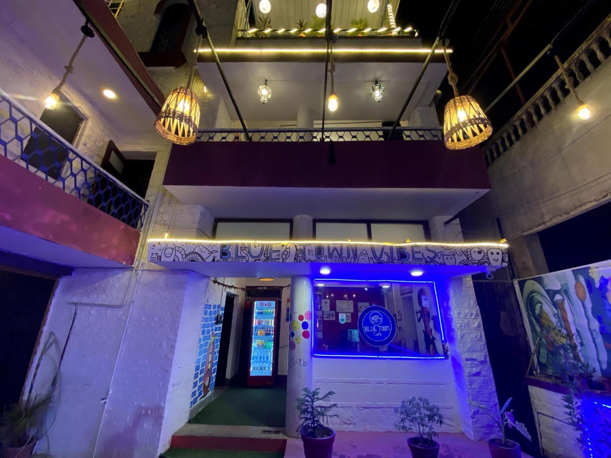 Blue Town Hostel & Cafe Джодхпур Экстерьер фото